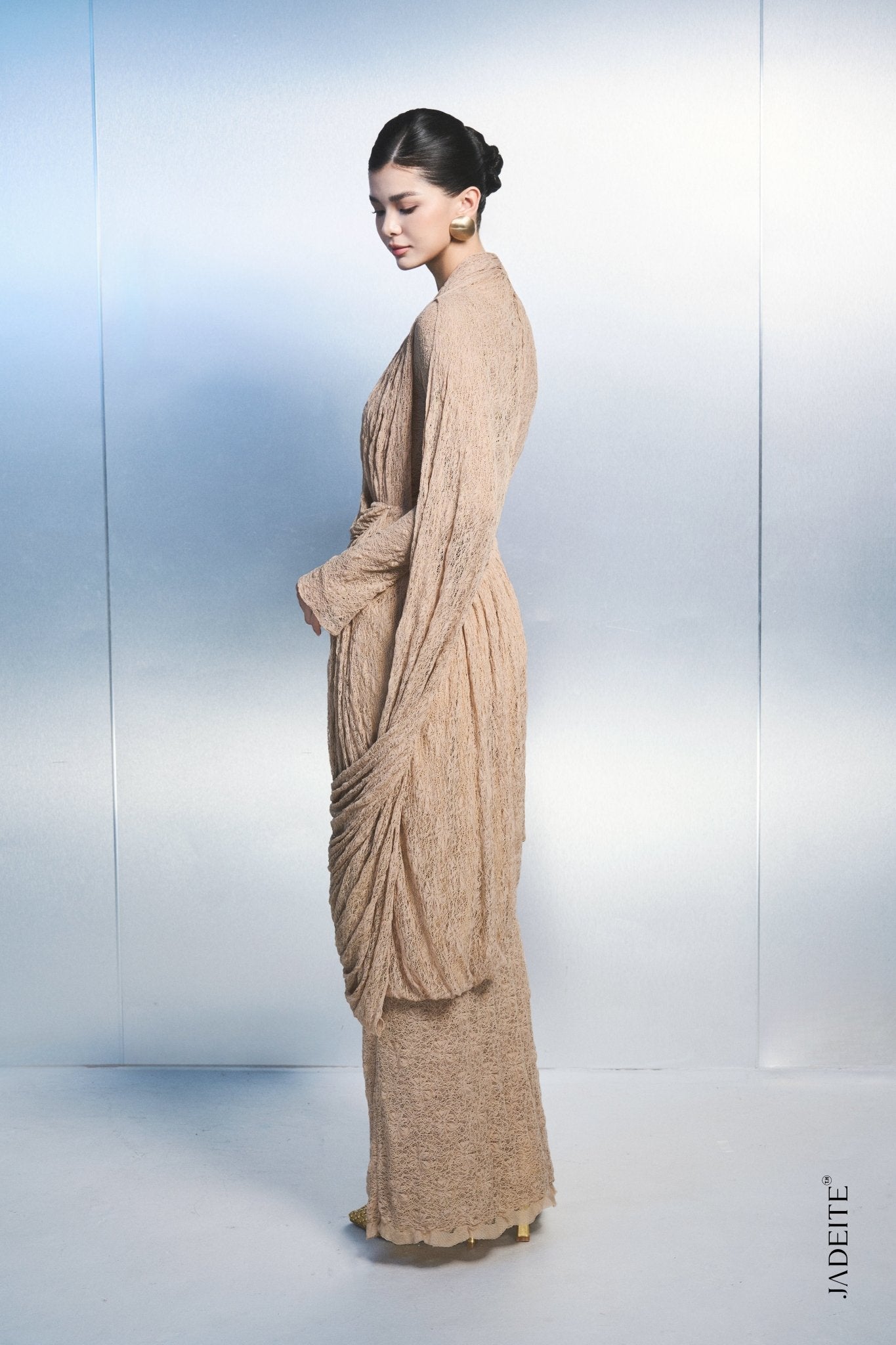 Arian Beige Dress x Body Beige Long-Dress - Jadeiteth
